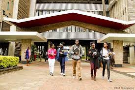 Students snub universities for colleges