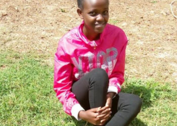 Girlfriend Stabbed to Death